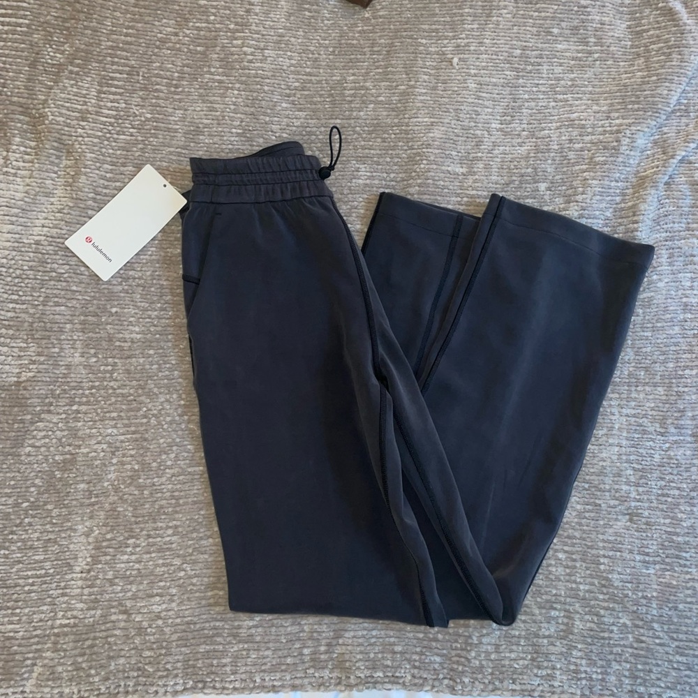Lululemon softstreme pants